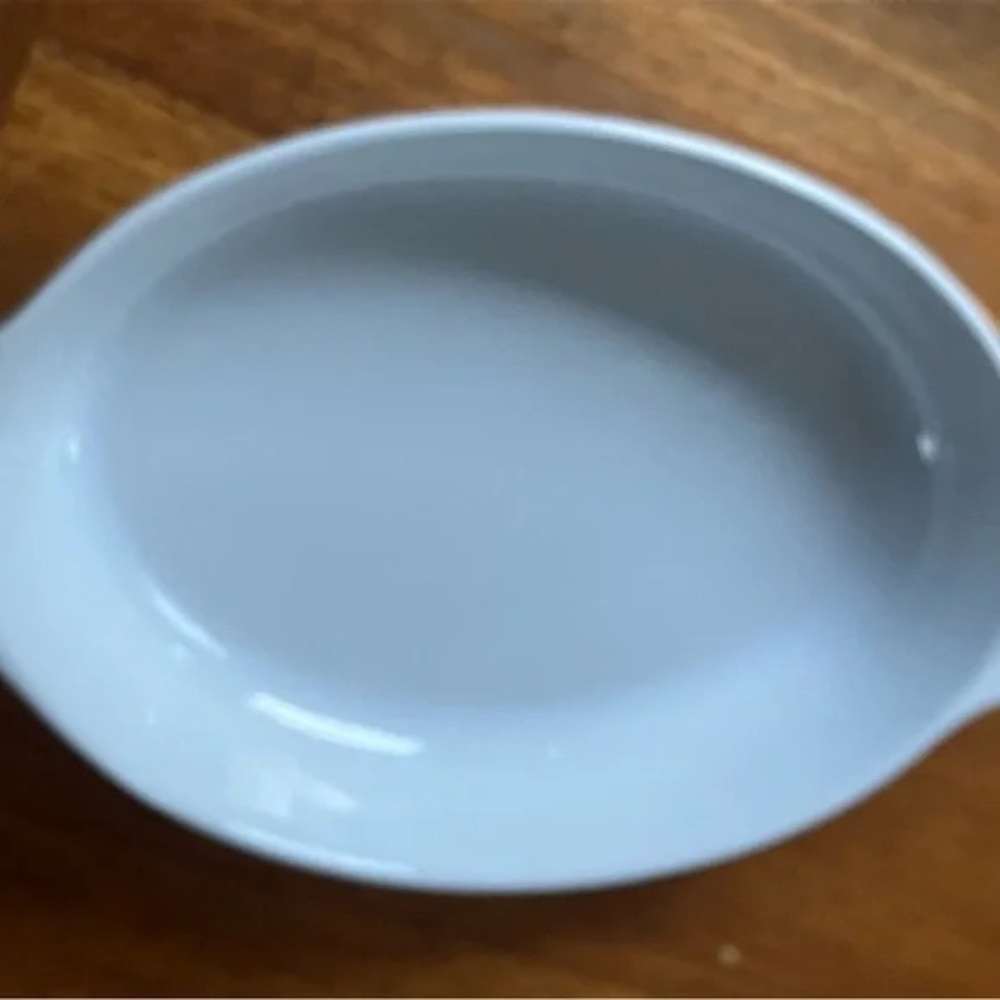 Chic White Oval Serving Dish